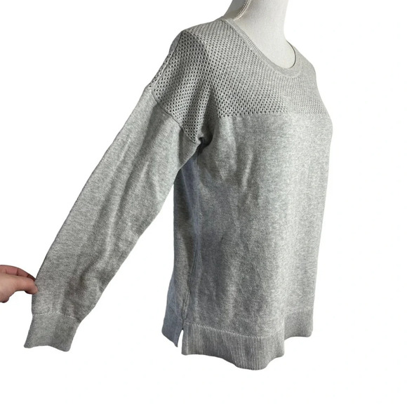 Banana Republic Light Heather Gray Sweater Small Open Tight Knit Mix Pullover - Picture 5 of 6